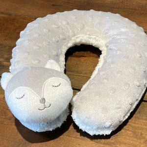 Cozy travel neck pillow